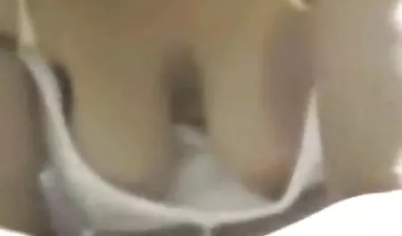ドイツおじさんFucks姪肛門飽くなきお金のための映像人 カップル エロ 動画