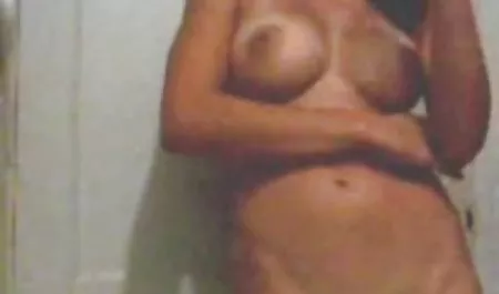成熟した好Gangbanged エロ 動画 投稿