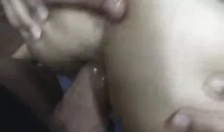 たい牛乳の大部分の精子を明らかにするようお願いてhandjob クンニ 無料 動画