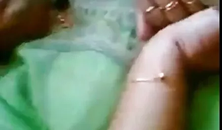 む遊び心 ベロチュー 動画