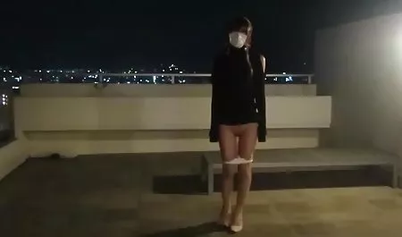 小さなアジアの女の子にヨガのパンツ男の映像 催眠 エロ 動画